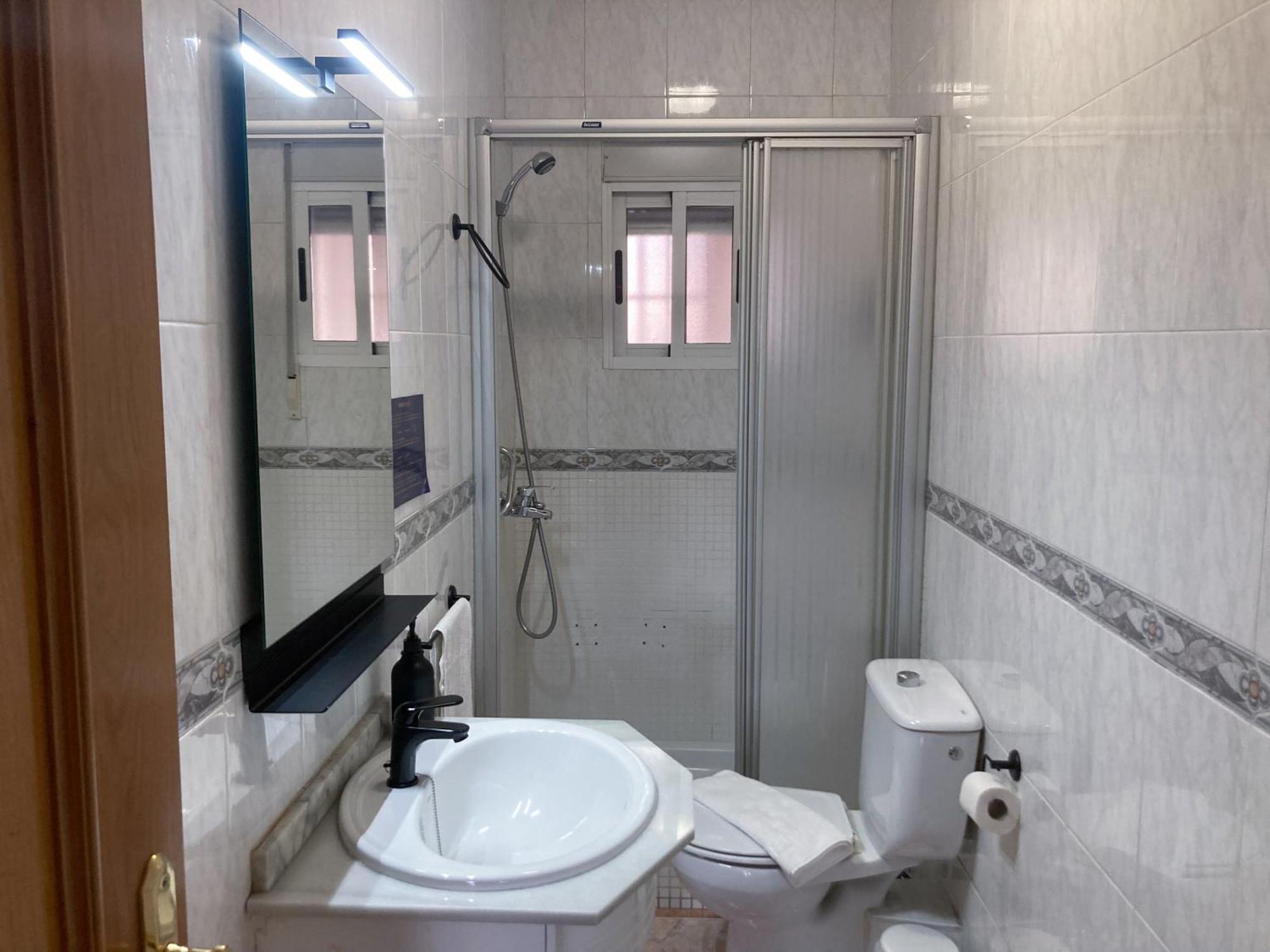 Apartment Luninoso Y Practico En El Centro Con Amplio Parking Incluido *